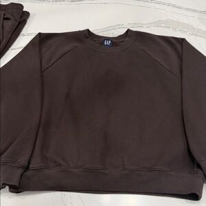 GAP Chocolate Sweatshirt  Size L
